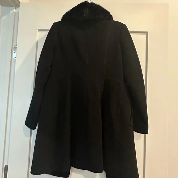 DKNY Black Pea Coat with Faux Fur Collar - Picture 4 of 5